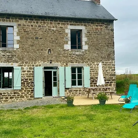 Ferienhaus La Maison Du Chateau De Vassy, Pres Du Mont Saint Michel *