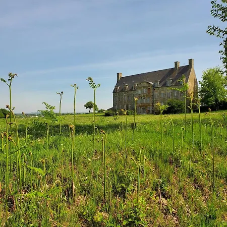 La Maison Du Chateau De Vassy, Pres Du Mont Saint Michel Ferienhaus