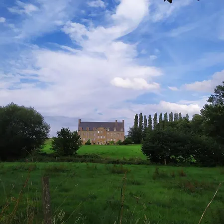 Ferienhaus La Maison Du Chateau De Vassy, Pres Du Mont Saint Michel *
